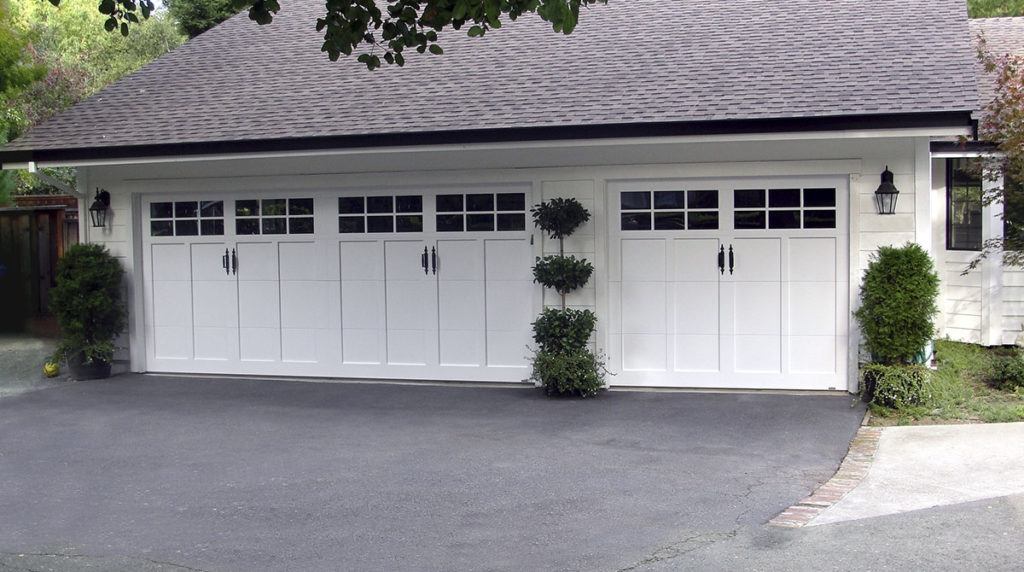 carriage-house-garage-doors-7-1024x572