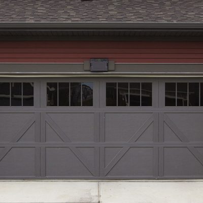 residential-garage-doors-carriage-house-steel